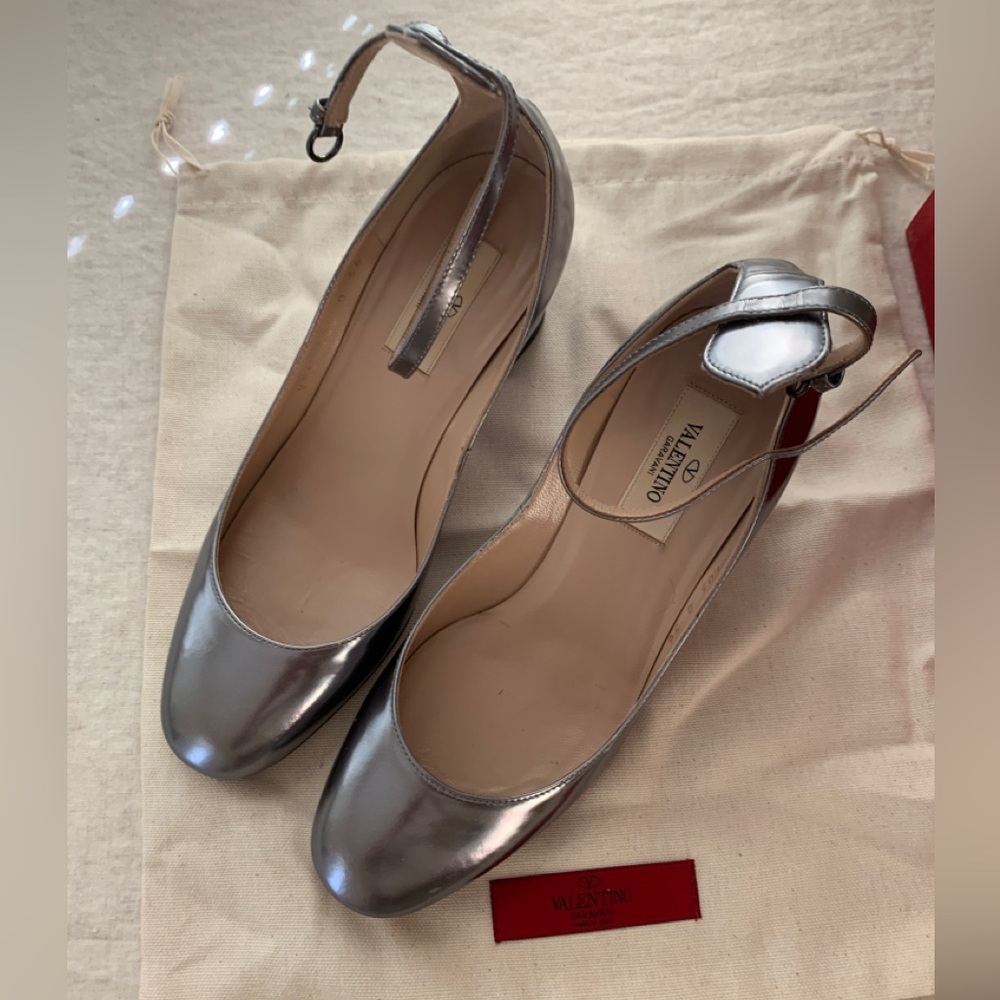Valentino Garavani Tango 60 Pumps Silver, size 36 US 6